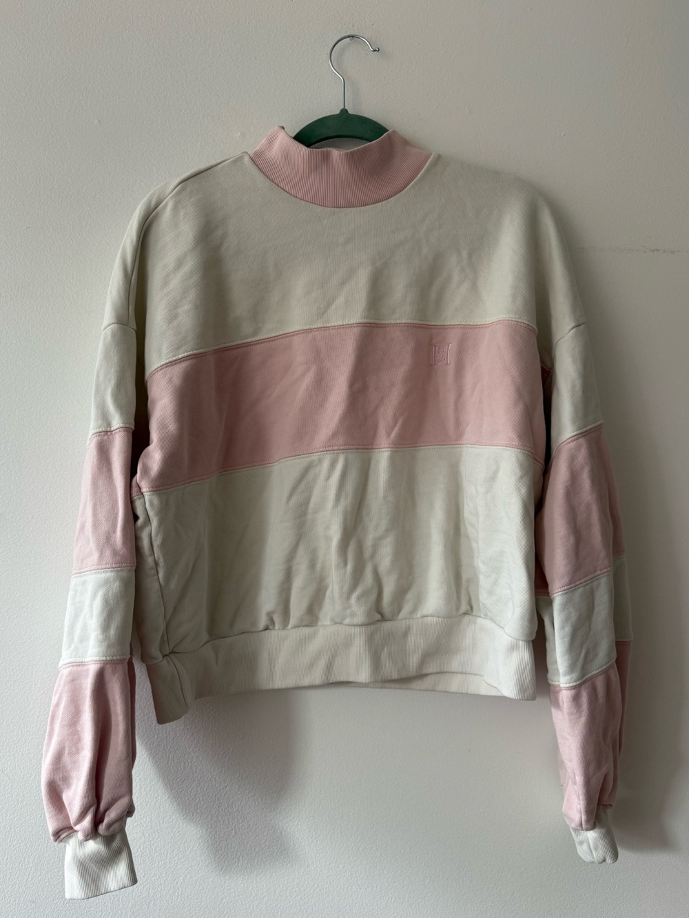 Helsa white and Pink Colorblock Mock Neck rugby Sweatshirt